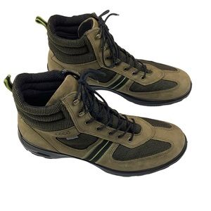 ECCO Gore-Tex Waterproof Leather Mesh Hiking Boot